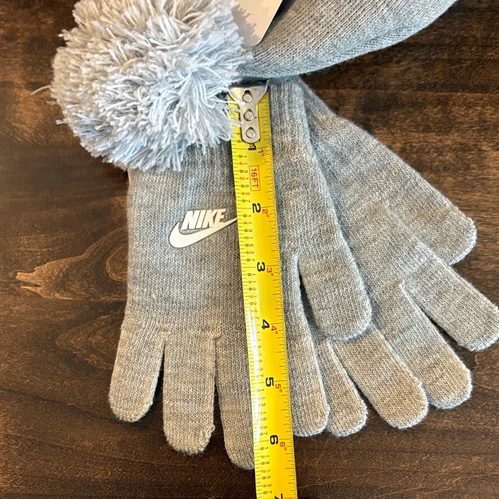 Nike Light Gray Winter Set - Unisex, one size - NWT